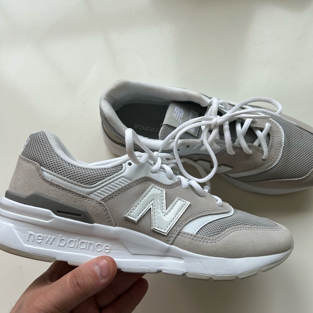 New Balance Gray and White Athletic Shoes - Picture 2 of 7